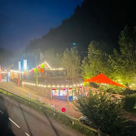 Mobil Avec Terrasse Pour 4 Personnes A - Api-1-52-432 * Meyrueis