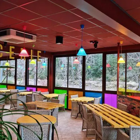 Mobil Avec Terrasse Pour 4 Personnes A - Api-1-52-432 Campingplads